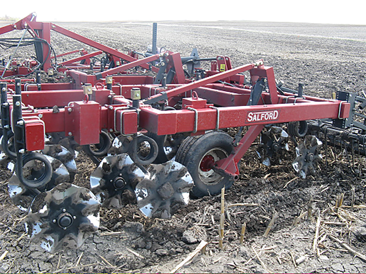 Salford vertical tillage unit with individually mounted wavy coulters. Photo by Jodi DeJong-Hughes, University of Minnesota.