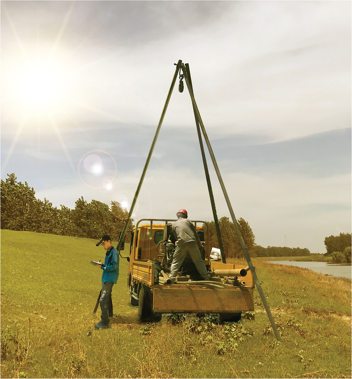 First author, Ph.D. student Xiang Lin, working in the field to collect samples of clay-rich sediments. Photo by (Max) Qinhong Hu.