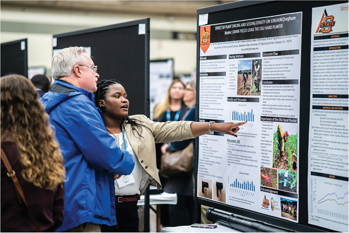 The Societies' Annual Meeting provides many opportunities for future and current graduate students, such as poster and paper competitions.