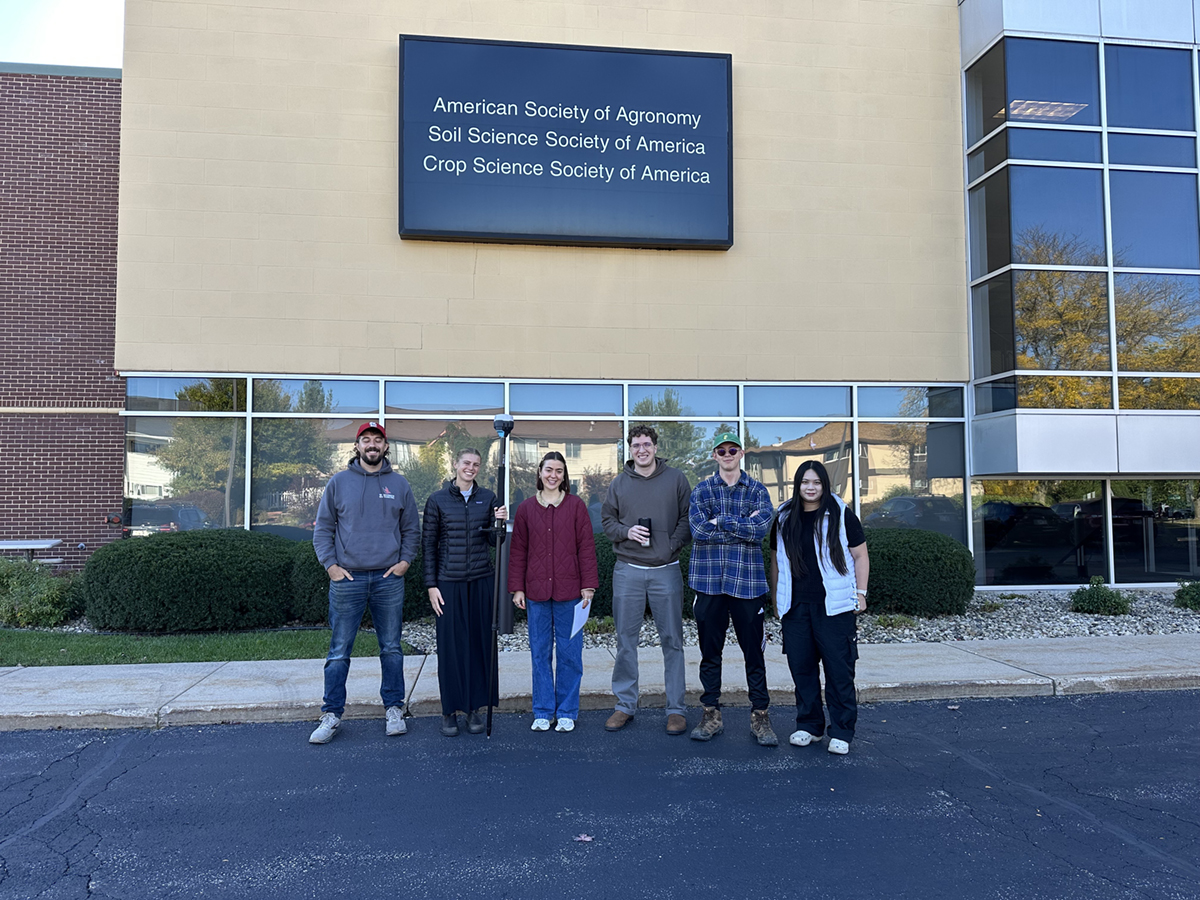 Graduate students from the University of Wisconsin–Madison (UW–Madison) visiting Society headquarters. From l to r: Arik Waldinger, Annelies Quinton, Ava Beyers, Matteo Franke, Connor Kasper, Chenchen Deng. Not photographed: Brittany Juneau and Michal Laszkiewicz. Photo courtesy of Susan Chapman.