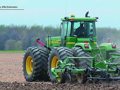 On-farm trials were conducted to compare pre-plant vs. post-plant (V2–V4) urea application with and without nitrification inhibitor addition on corn yield for the 2015–2017 growing seasons in the Red River Valley of North Dakota and Minnesota.
