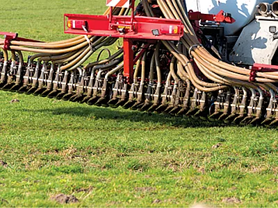 Shallow injection of slurry reduces ammonia emissions. Photo courtesy of AgResearch NZ.