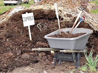 Composting is one of many ways to repurpose food wastes, and soil scientists can help evaluate the impacts of those composted wastes on the land. Photo by Tiffany Woods and courtesy of Flickr/Oregon State University.